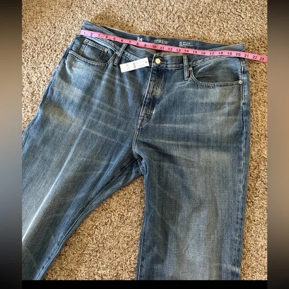 NWT J. Crew Mid-rise slouchy jean in 1984 rigid 
size 34 - Picture 11 of 12